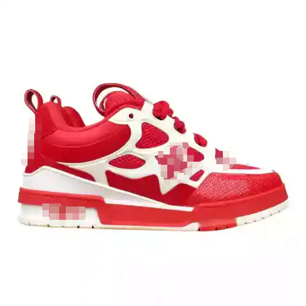 Skate shoes
